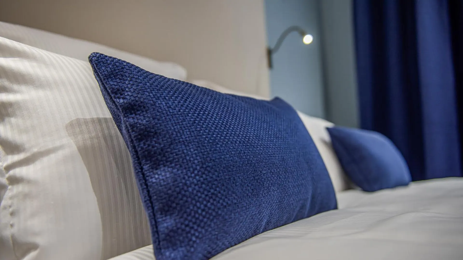 Aparthotel 9 Alberti Nice Centre 0*,  فرنسا