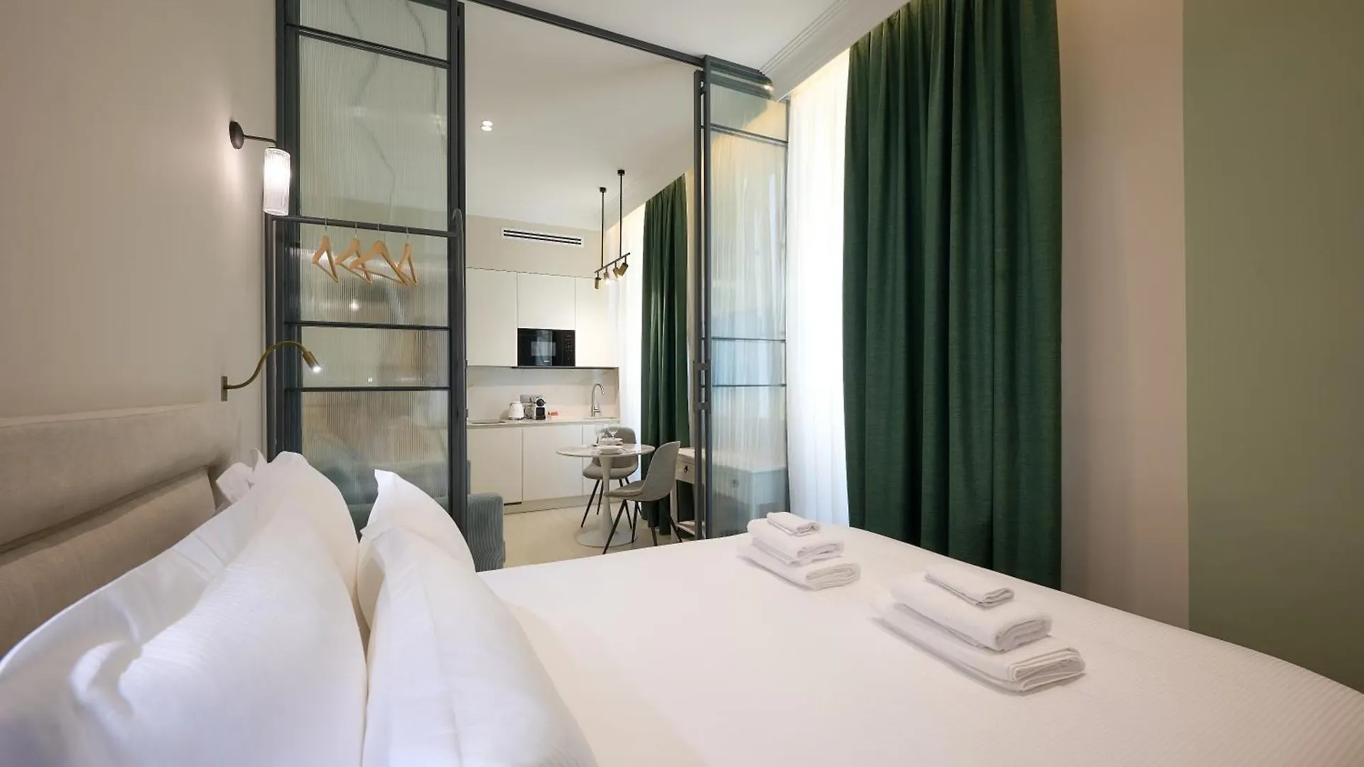 Aparthotel 9 Alberti Nice Centre