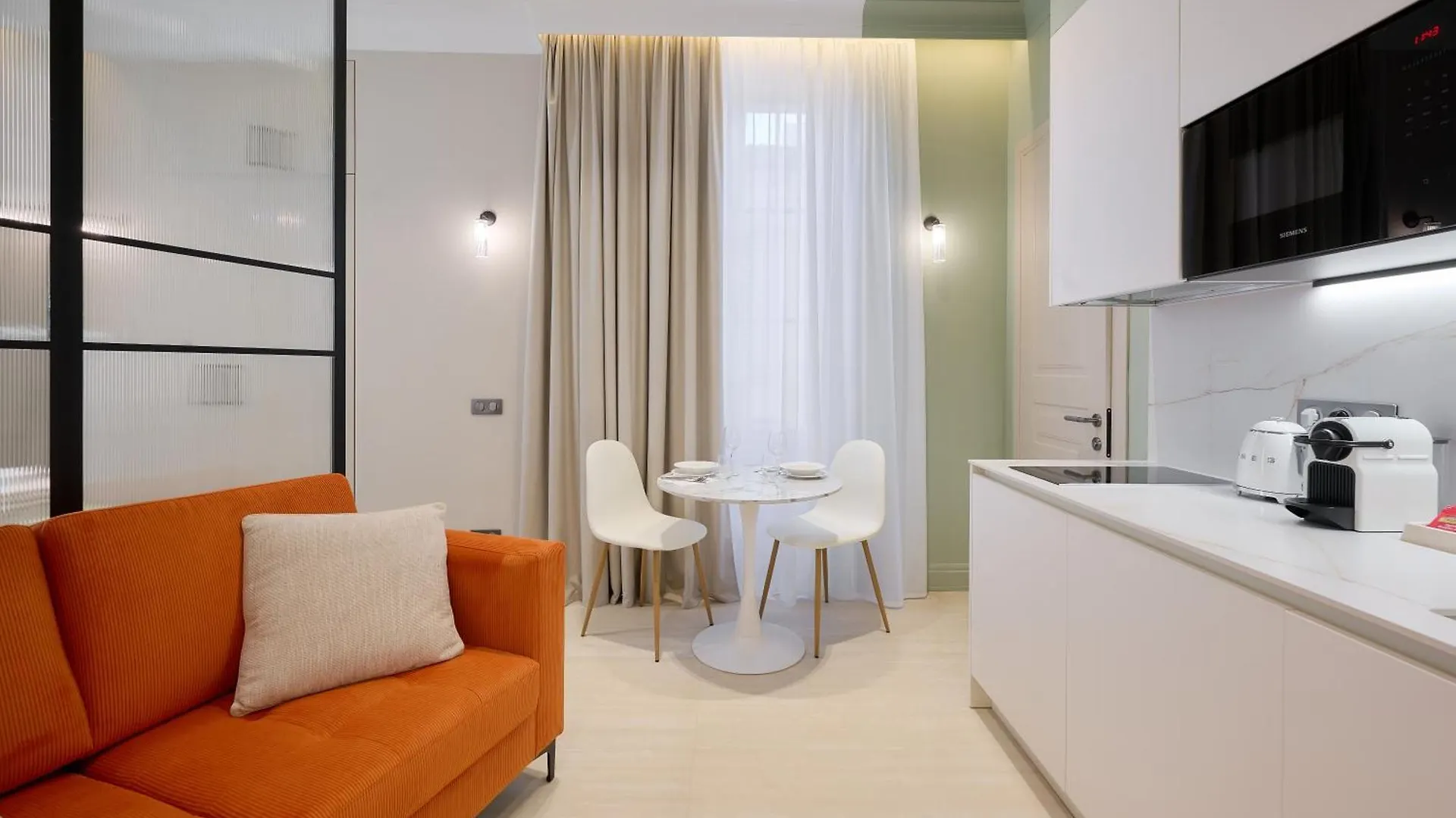 Aparthotel 9 Alberti Nice Centre 0*,