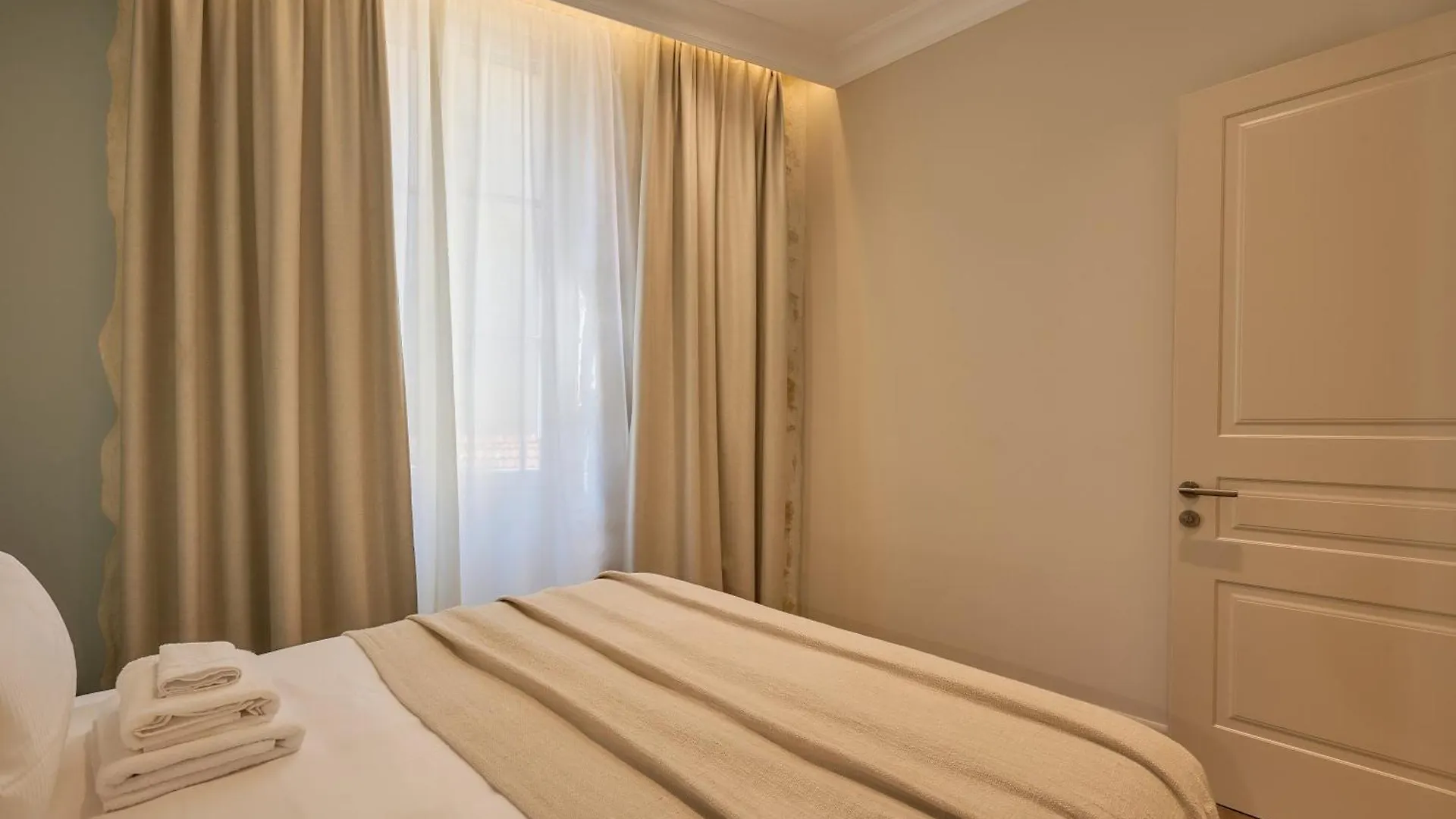 Aparthotel 9 Alberti Nice Centre